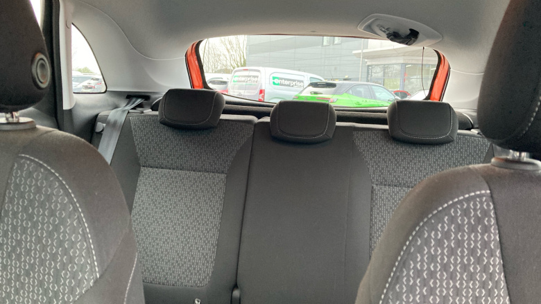 Vauxhall Crossland 1.2 Design 5dr Petrol Hatchback